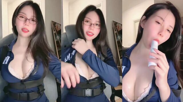 Thai girl demonstrates her bouncing skills on camera