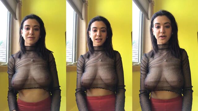 Elizabeth Danu big tits showcase in steamy Elizabethyoloswag action