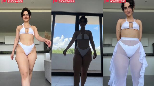 Thicc Asian beauty shows her juicy booty in action