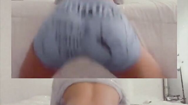 Petite ebony beauty shows off her twerking skills in a sexy video