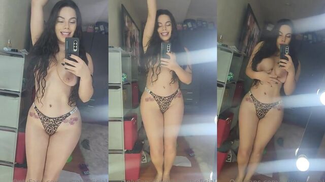 Lizbeth Rodriguez’s big ass is a hit in this hot OnlyFans leak