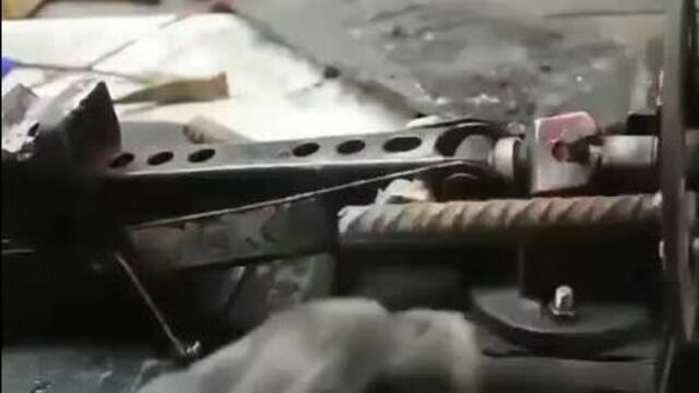 Самодельный автоматический домкрат - cfvjltkmysq fdnjvfnbxtcrbq ljvrhfn -