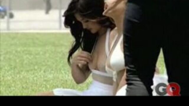 Minka Kelly - Nip Slip