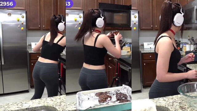 Catch the white Latina babe streaming on camera and more