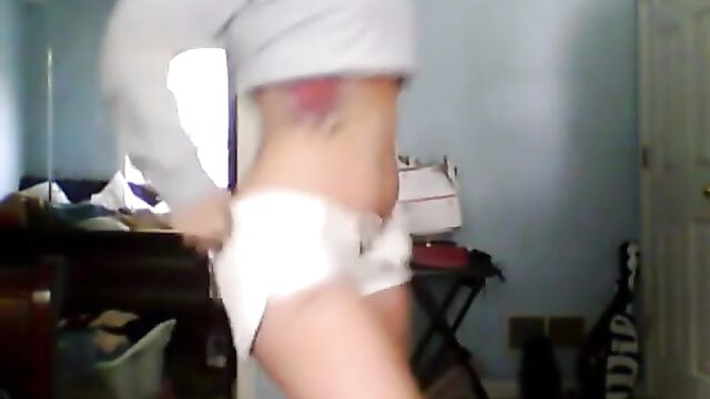 Hot twerk sexy dance is a sure hit with girls