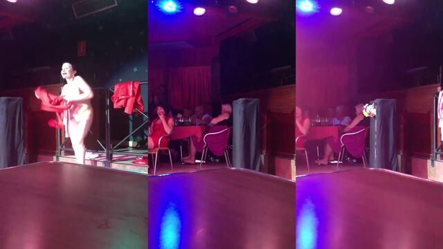 Stiky Viky's magic vagina surprise in Benidorm