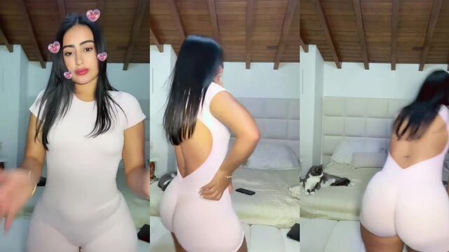 Colombian ass beauty Monica Vallejo gets fucked hard in motel room
