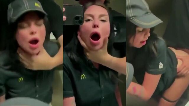 The employee gave the ass to the colleague in the toilet of the company