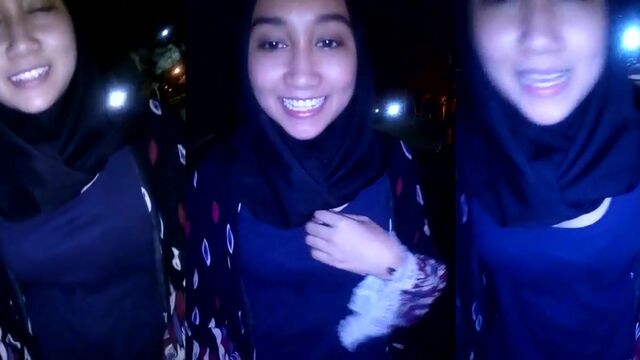 Hijab-clad Arab gives an amazing blowjob to her bigcock boyfriend