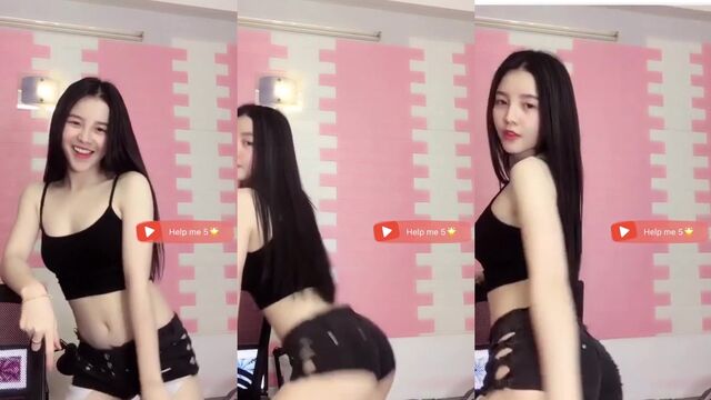 Hot Asian girl twerks and spreads her legs in a steamy display