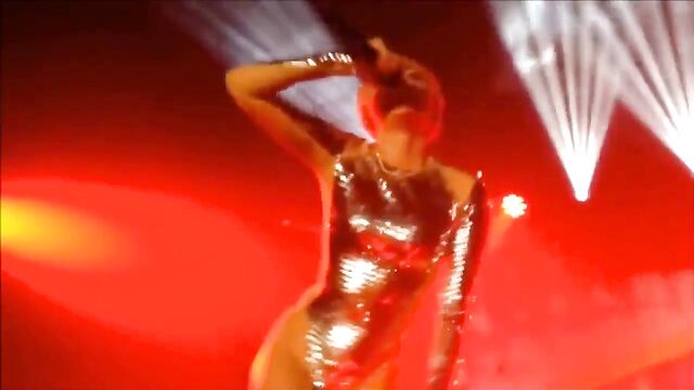 Miley Cyrus PMV with a hot BBC scene I found online