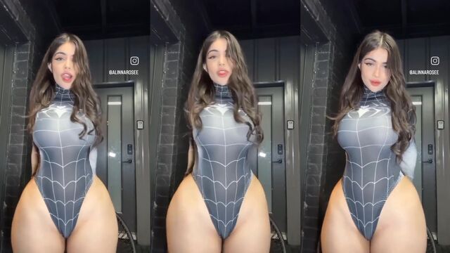 Ass shaking Latina in stockings and glasses, a true sight to behold