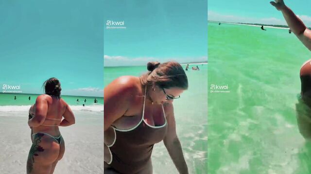 Favelada girl shows her big ass while dancing Brazilian funk in the nude