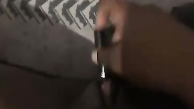 Ebony slut exposed on Ometv for leaking