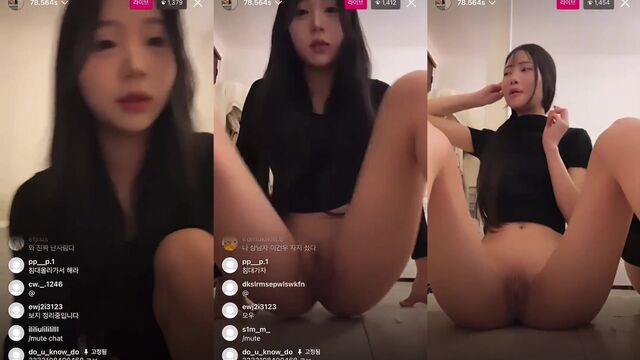 Korean e-girl delivers a sloppy blowjob and gets fucked hard in steamy scene