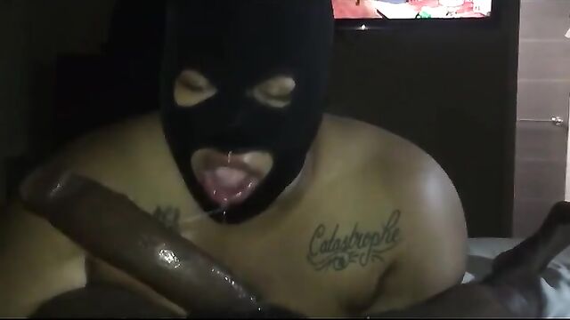 Damaris Rivera, also known as Queen Spit, showcases her incredible blowjob skills
