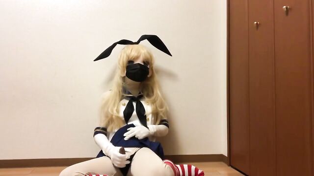 Japanese Crossdresser in the Fetish Leopard Zentai