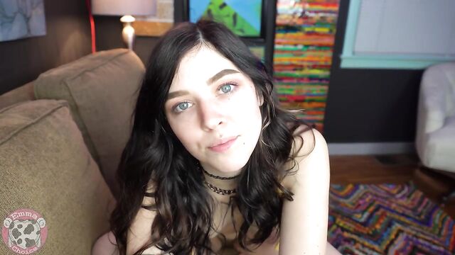 Immersive virtual sex with a hot digital girlfriend