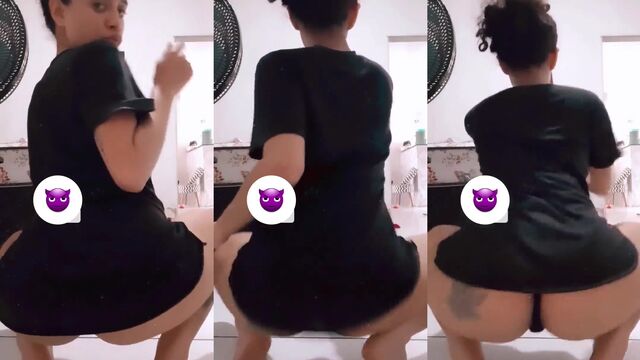 I showed my hot ass to the camera and it was a hit!