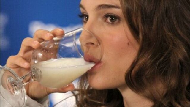 Выпила много спермы #sperm