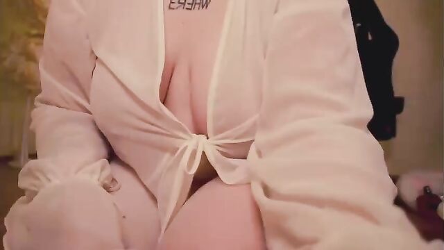 Chery_lady22 gets her pussy creampied after a wild Chaturbate stream