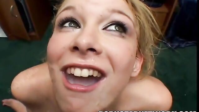 Trinity James swallows a big load of spermcocktail after hardcore sex