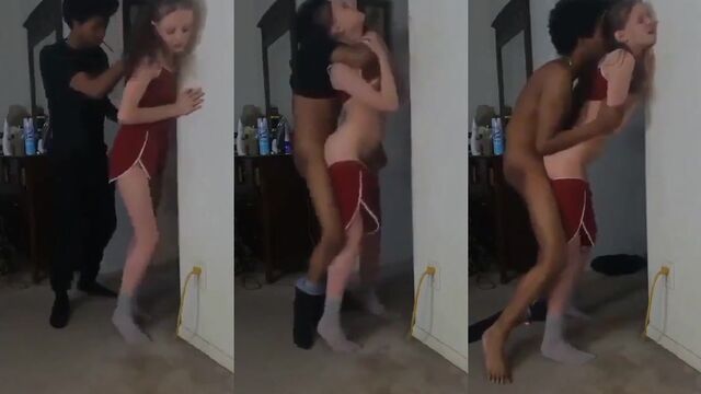 Skinny novinha fucked hard in her tight cuzinho