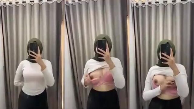 Hijabi Muslim girl experiences multiple orgasms while getting fingered in the bathroom