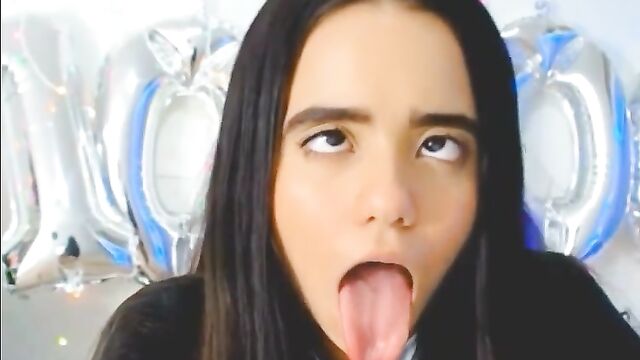 Two hotties are having a hot and passionate sex