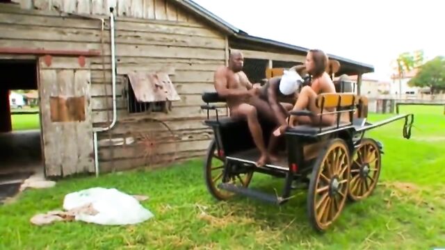 Nikki Stone showcases her body rolling on a music video