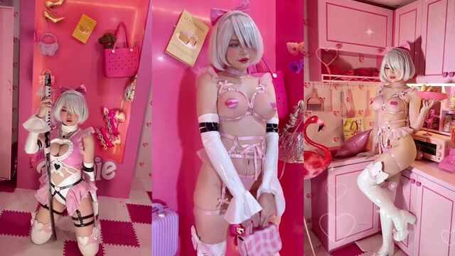 The lovely Zinieq in her slutty cosplay pussy-whoring adventures
