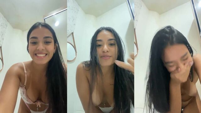 Novinha showing her pussy on Snapchat while dancing hot