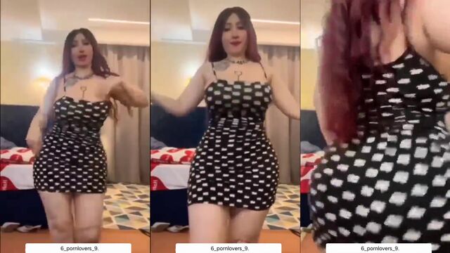 Sexy bellydancing striptease with a veiled Arabic goddess and an incredible ass