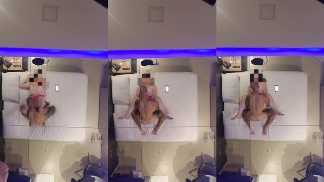 The husband fucked his wife with a big dick in the restaurant