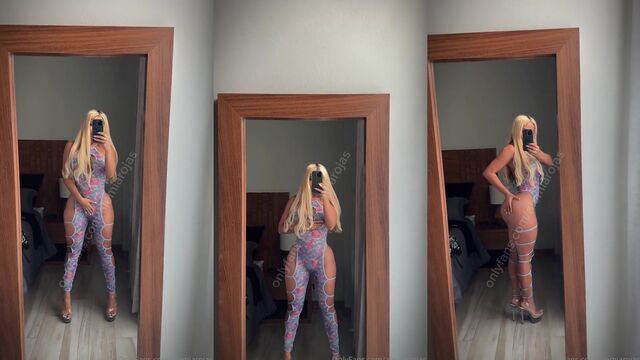 Alemia Rojas gets her big ass worshiped on OnlyFans
