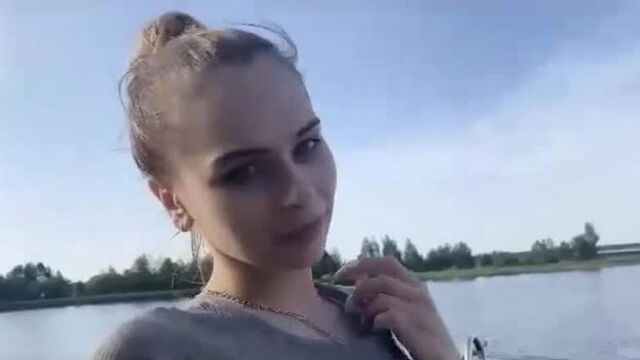 Грудь Михалины.Блогерша показала соски