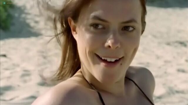 Lenka Kripac, Alex Vaughan Nude - Lost Things (AU 2003)