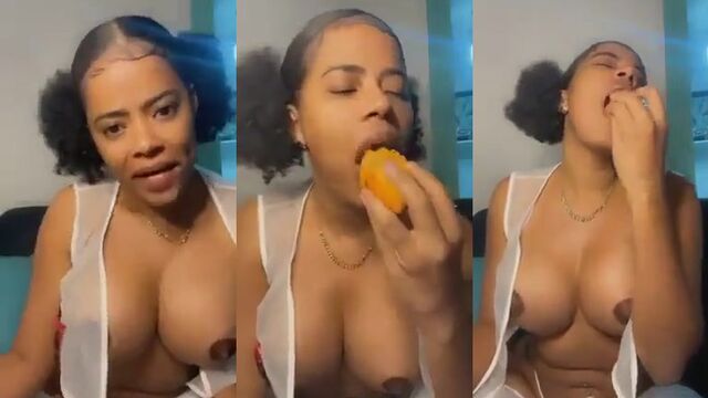 Bucetuda gostosa moaning like a bitch, getting fucked hard