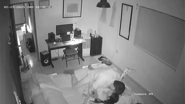 An American couple was caught in a compromising situation on IPCAM