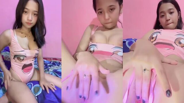 Hot Asian camgirl performs live stream masturbation with colorful underwear