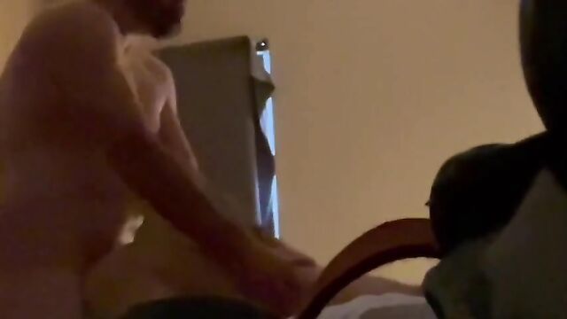 Asian beauty gets fucked by her client at the massage parlor