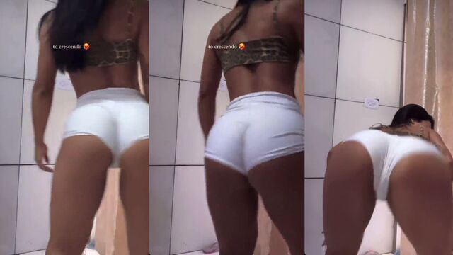 A hot girl dancing funk with a gostosa nordestina vibe