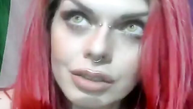 Brianna_Angelina uses her dildo in a steamy webcam show