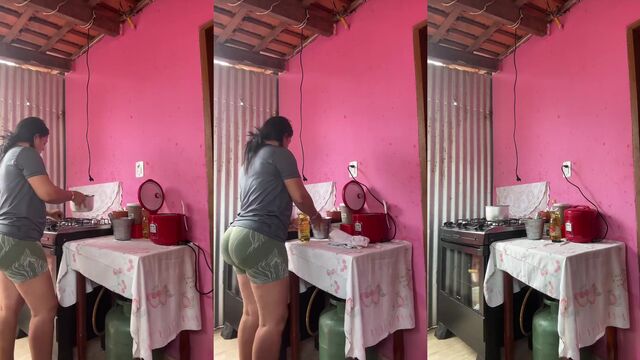 A fat woman has sex with a guy in an Instagram pose