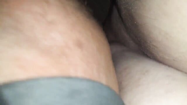 Amateur BBW enjoys twerking and fingering in a live stream