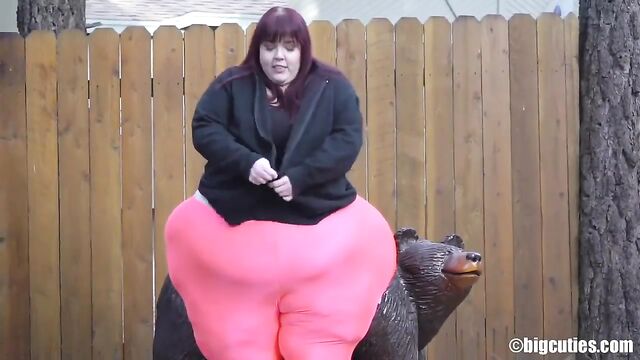 Fat SSBBW Sadie shakes her massive ass in the bedroom during a hot scene