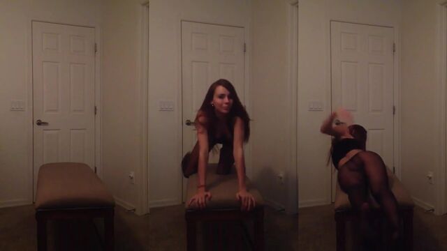 Skinny Latina chick shaking her ass on cam show