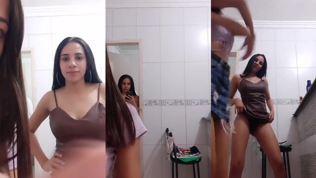 The safada girl is dancing on my dick with great pleasure