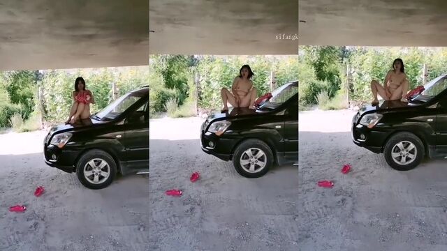 Hot Asian girl exhibitionist fingering in the middle of the road