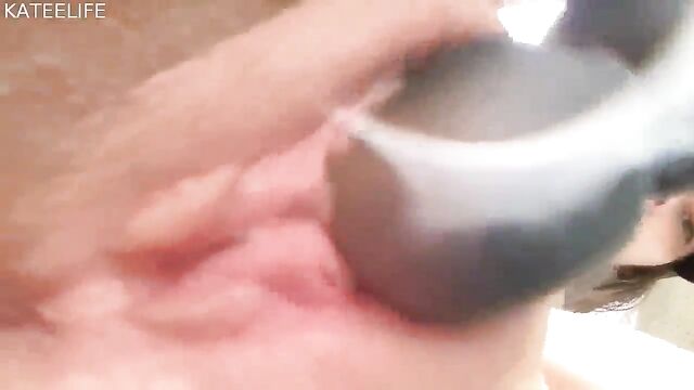 Busty hourglass babe bouncing on a big dildo in 4K